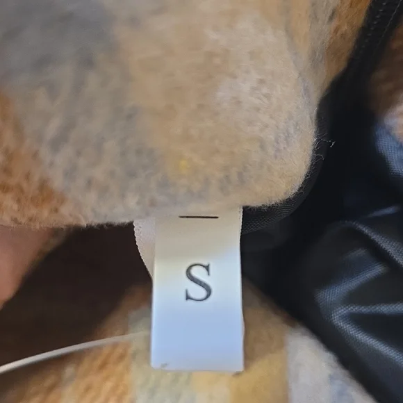 Chic Brown and Cream Plaid Mini Skirt - Picture 4 of 4